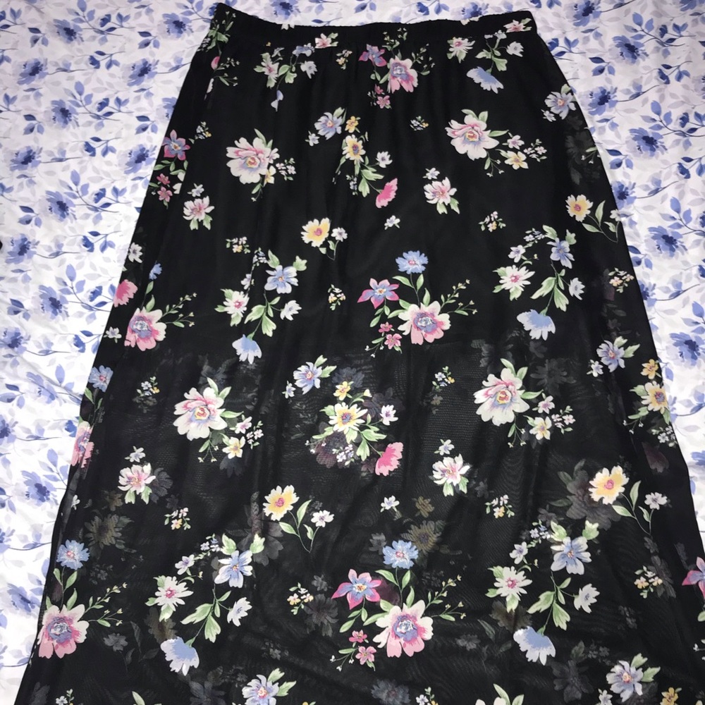 Floral maxi skirt MEDIUM